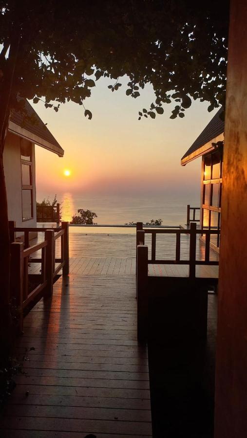 Taoruna Koh Tao
