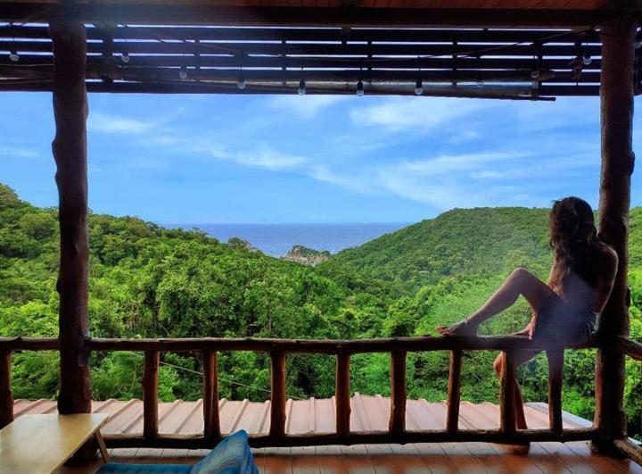 Tree House Hotel 3*
