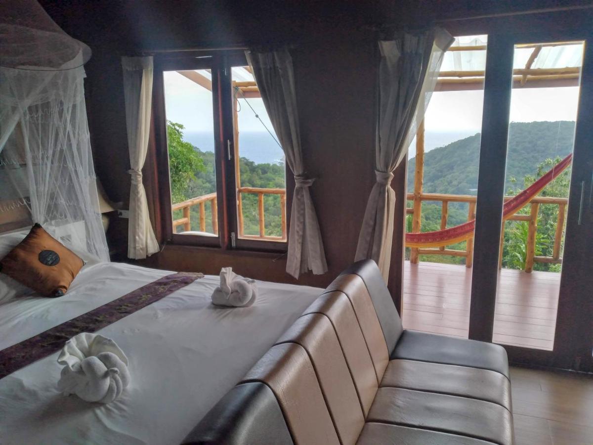 Hotel Tree House 3*