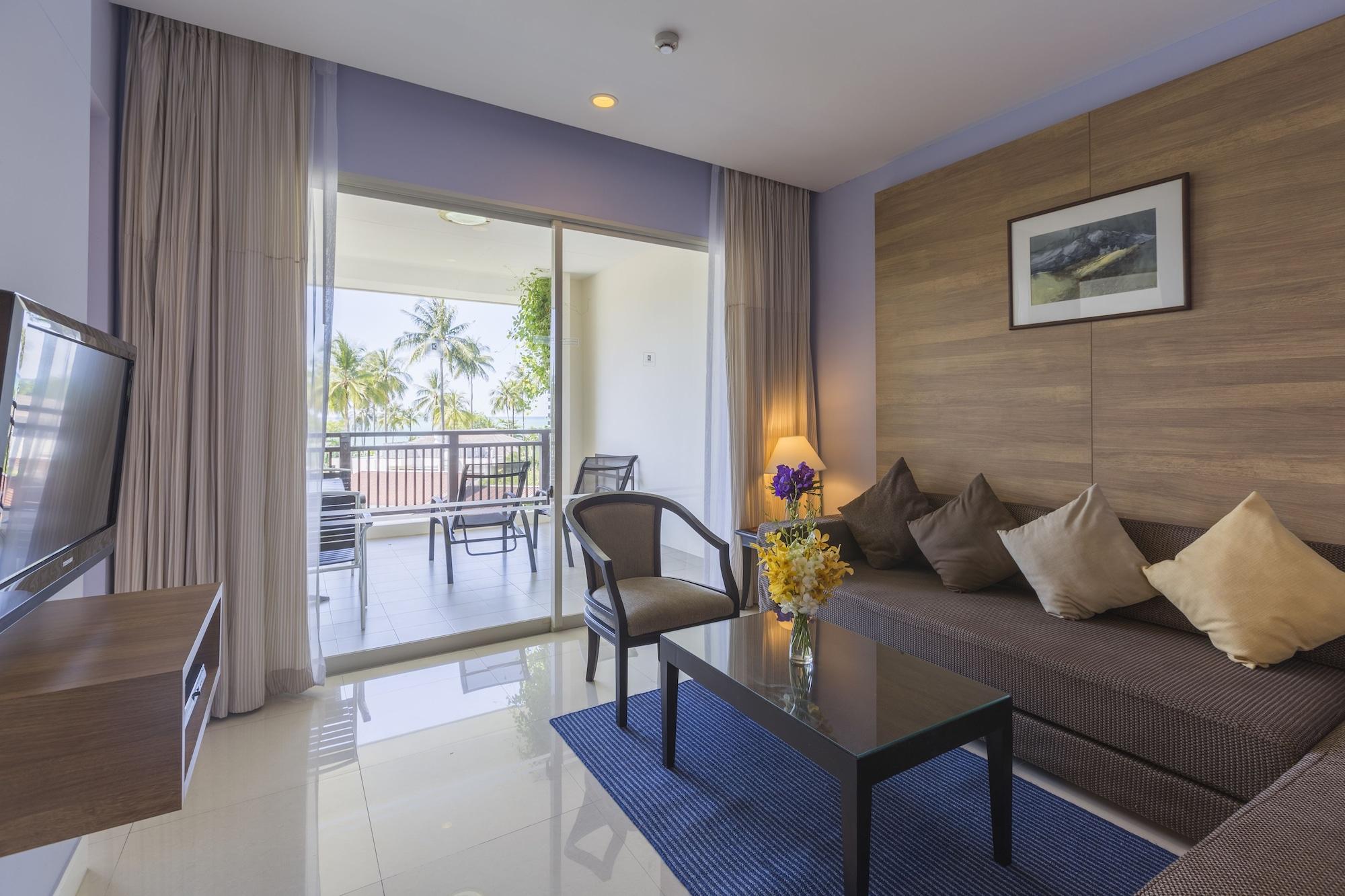Kantary & Resort 5*