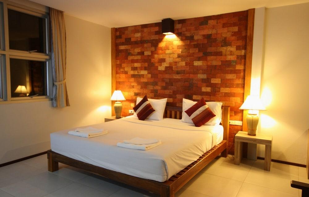 Baan Ban Dalay Hotel 2*