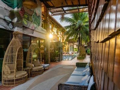 Motive Hotel