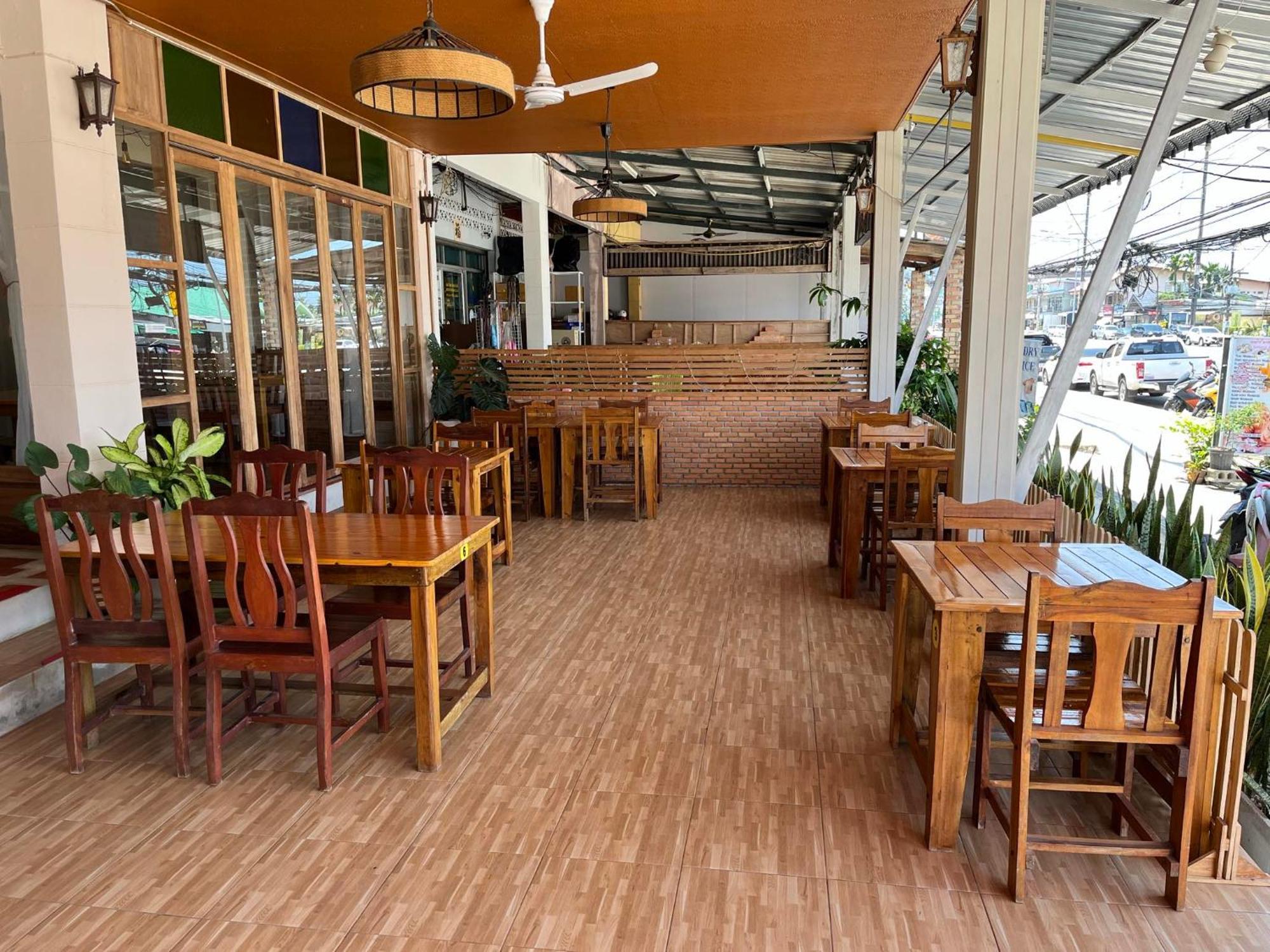 Srichada Khaolak - Sha Extra