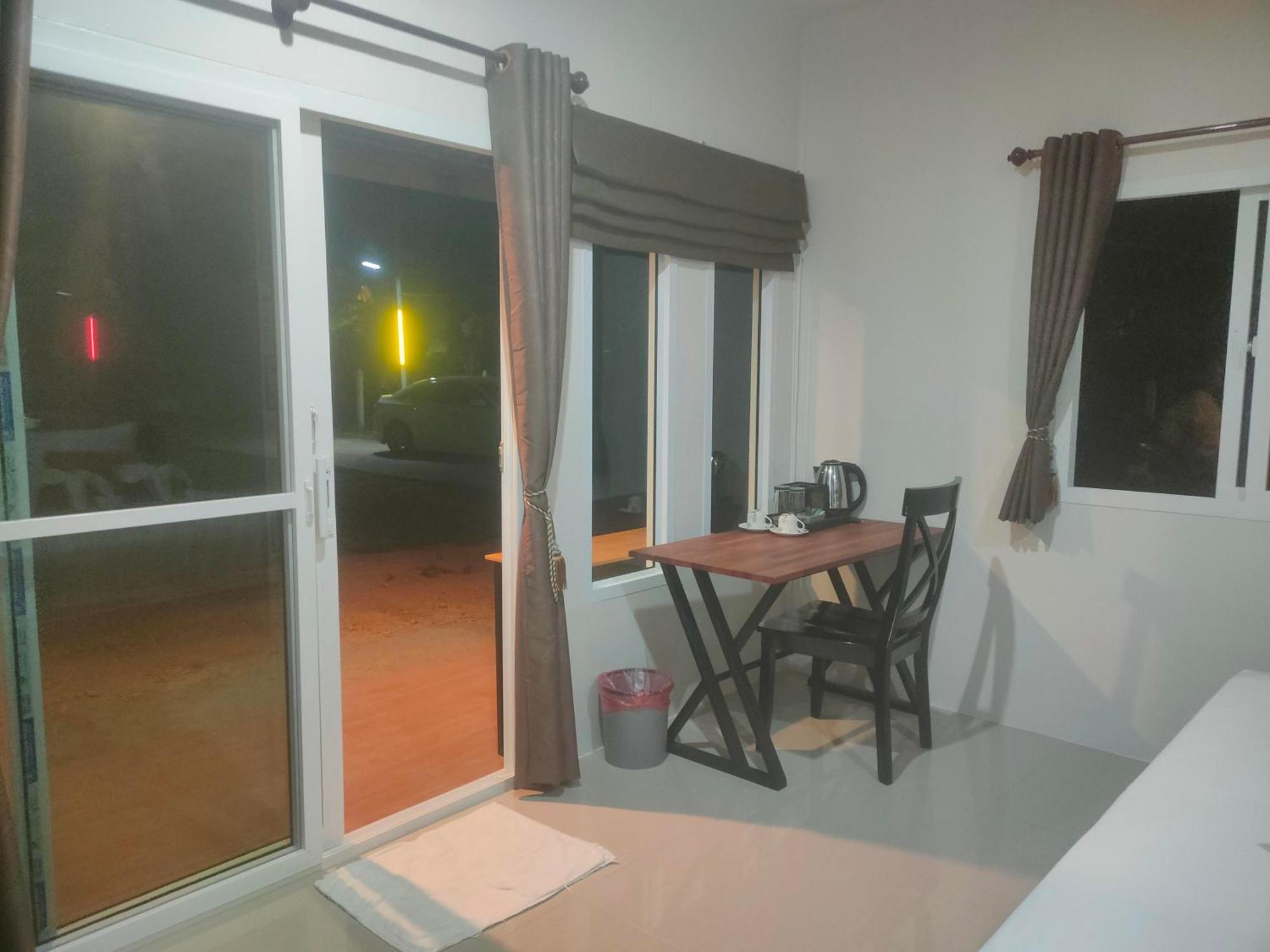 Leaf House Sha Approved 2* Koh Lanta