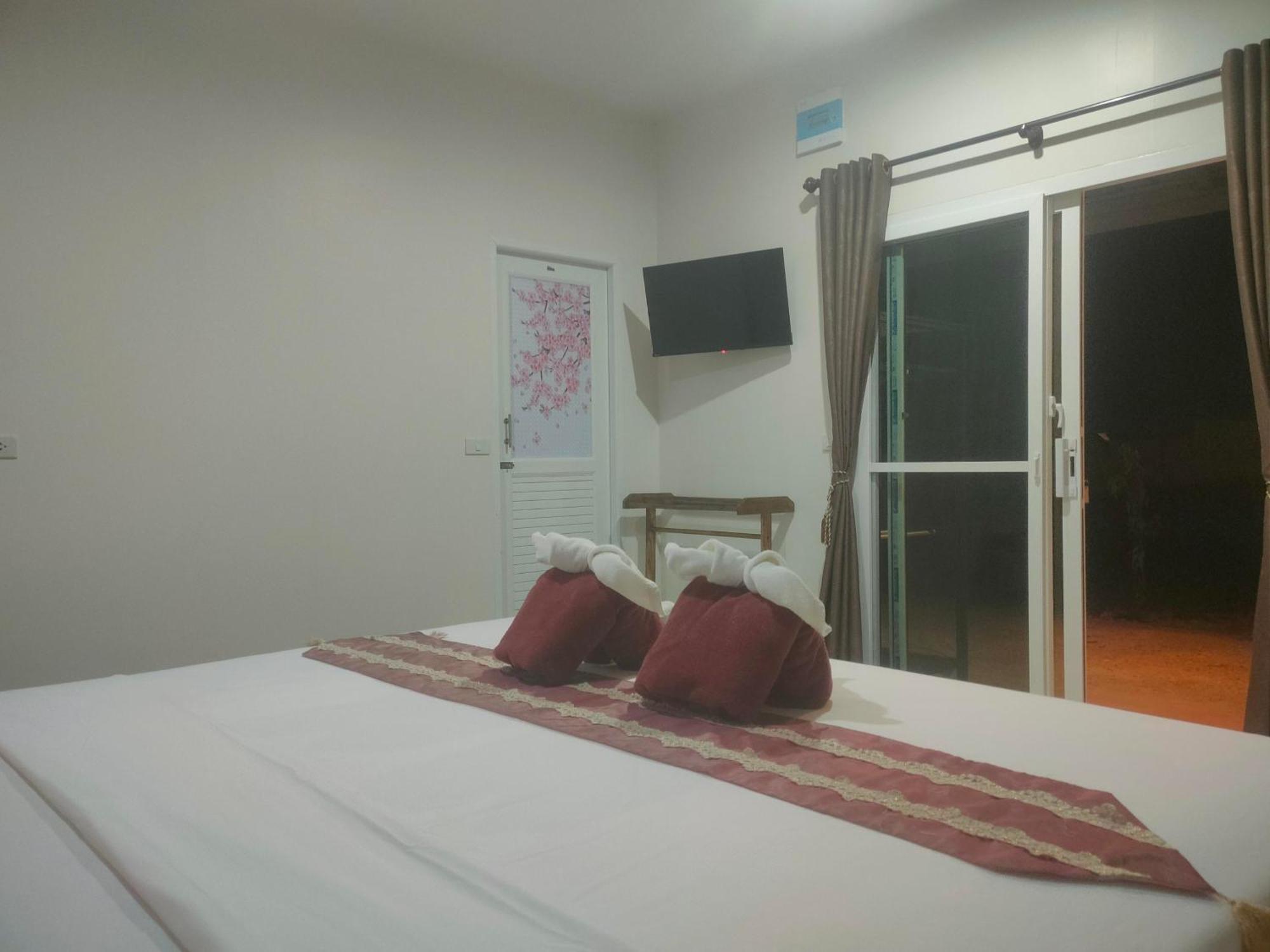 Leaf House Sha Approved 2* Koh Lanta