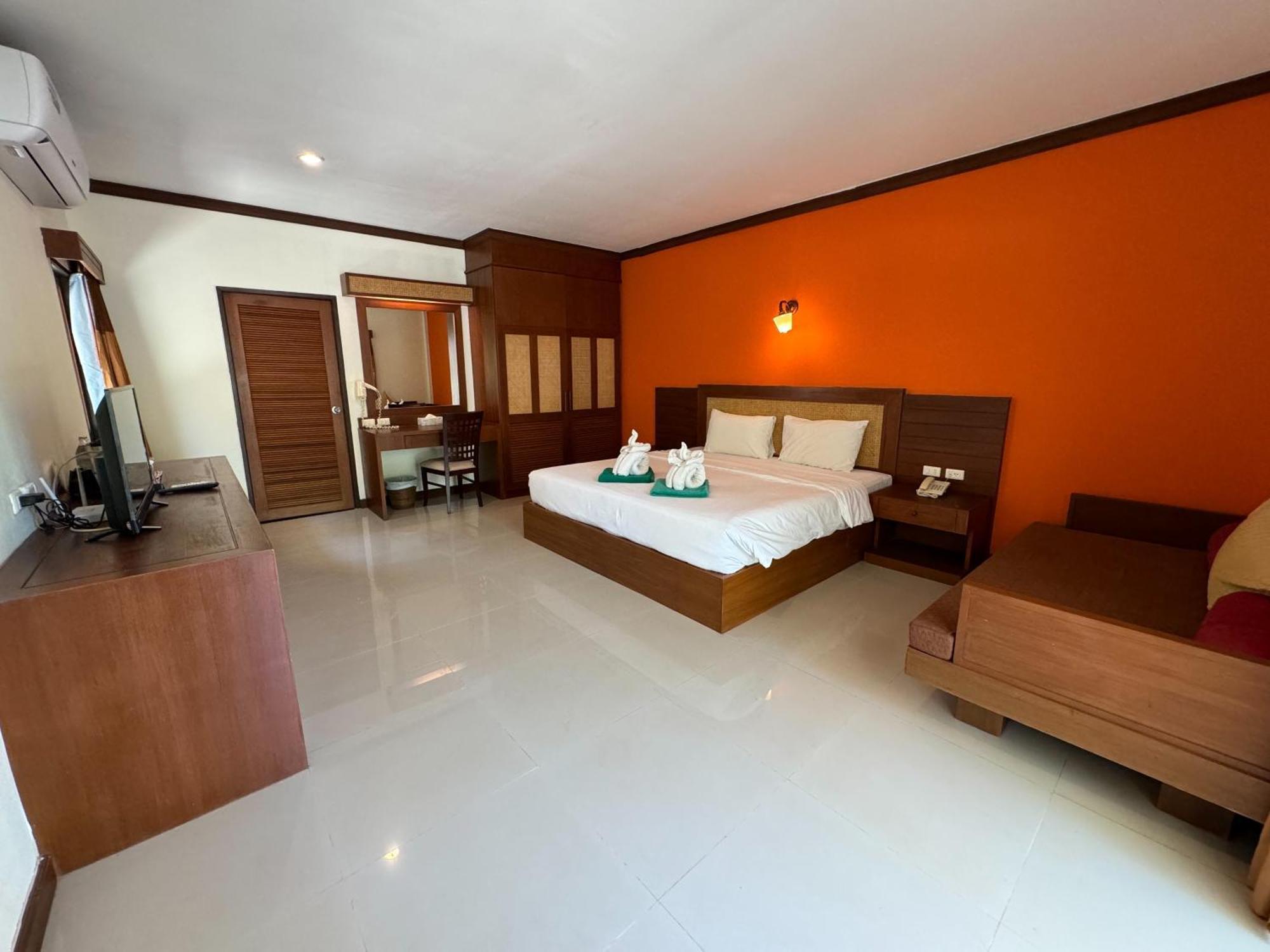 Hotel At Lanta 4*