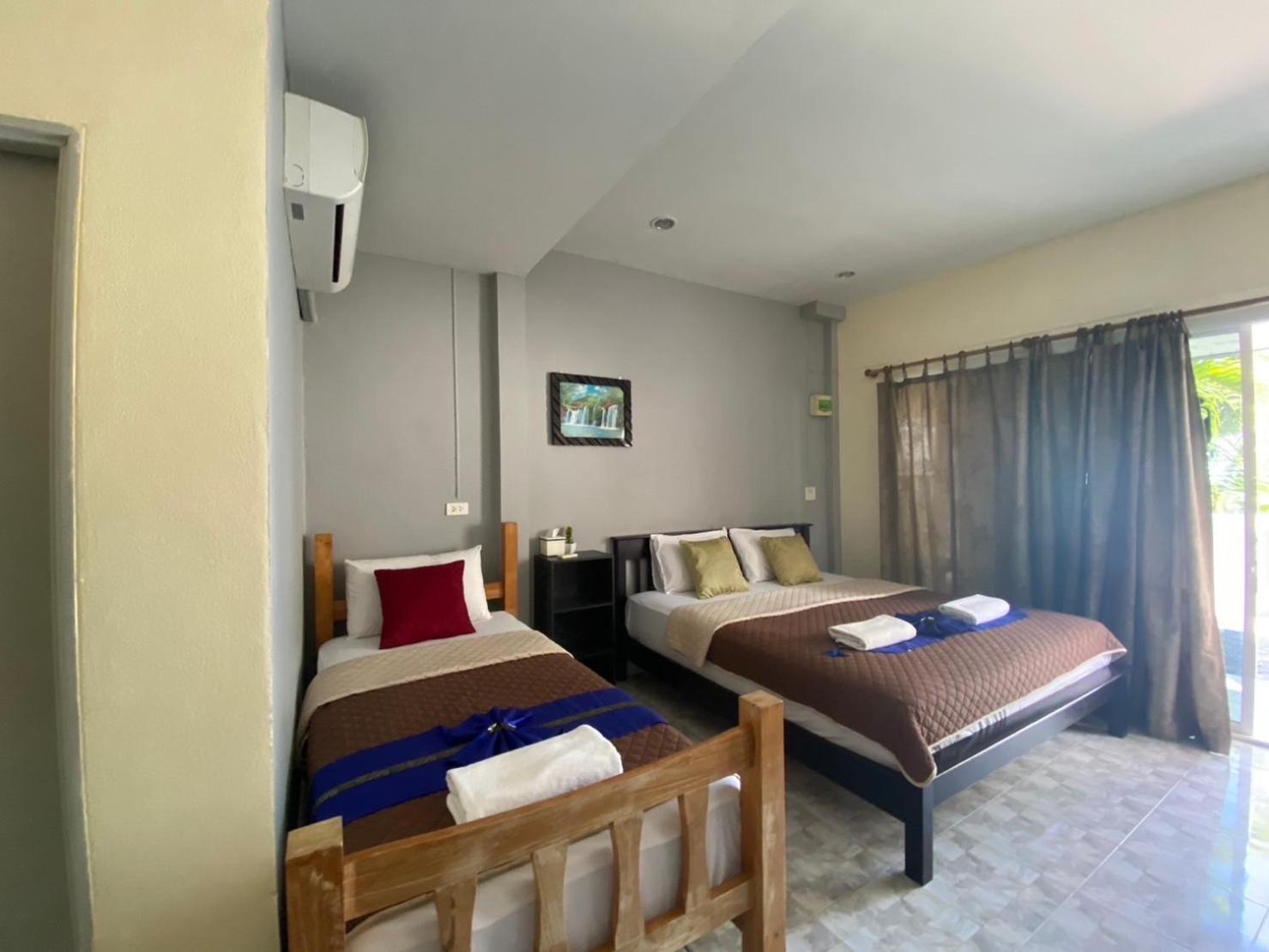 Suntalee House Guest house Nai Yang