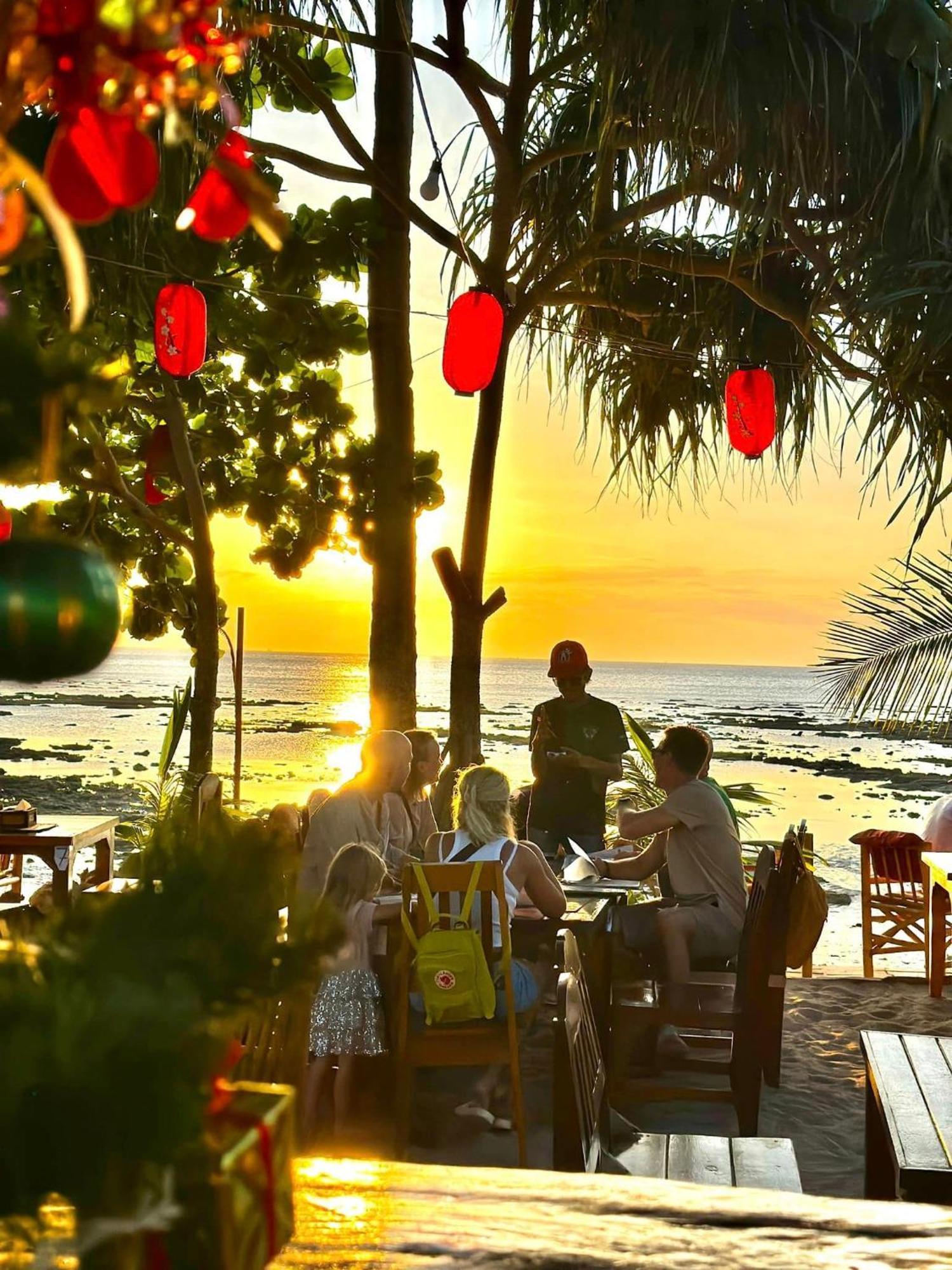 Lanta A&j Klong Khong Beach