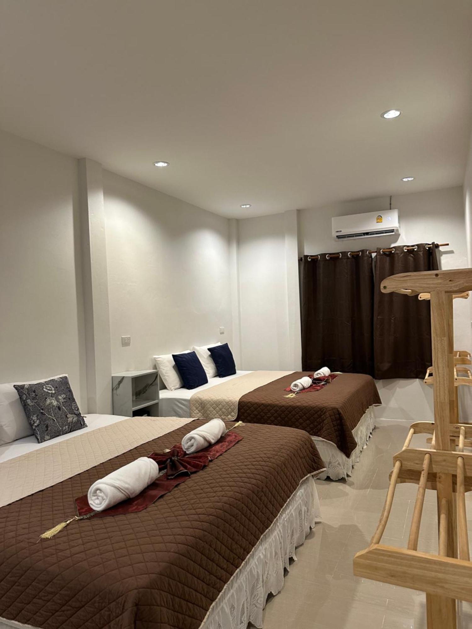 Suntalee House Guest house Nai Yang