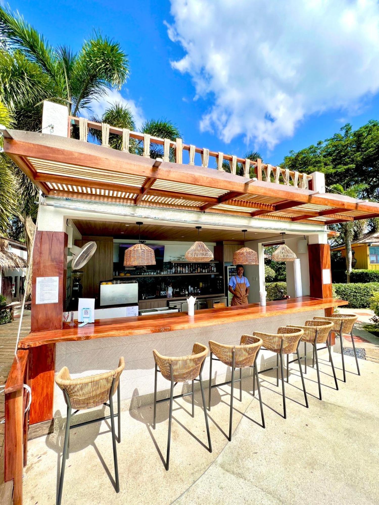 Twin Bay Resort 3*