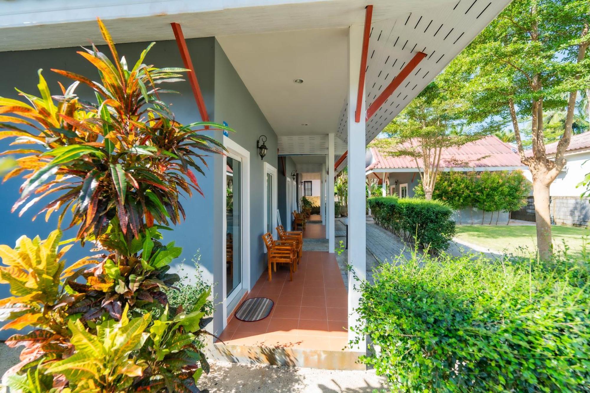 Lightplus Khao Lak
