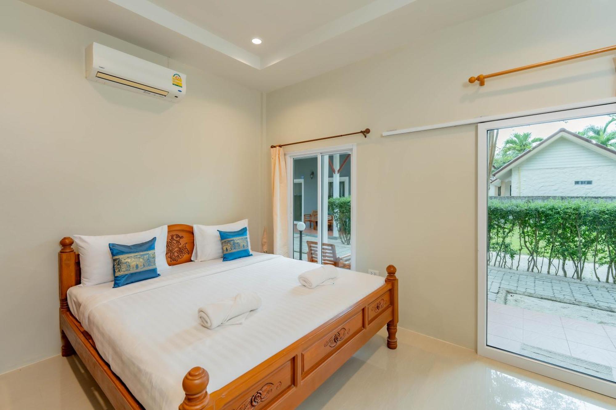 Lightplus Resort