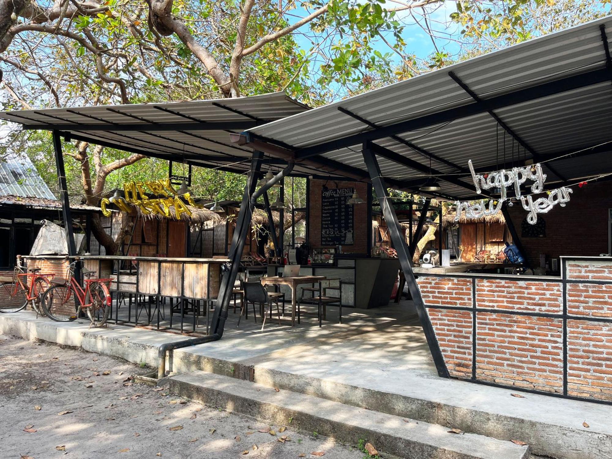 Little Hut Resort Koh Phayam