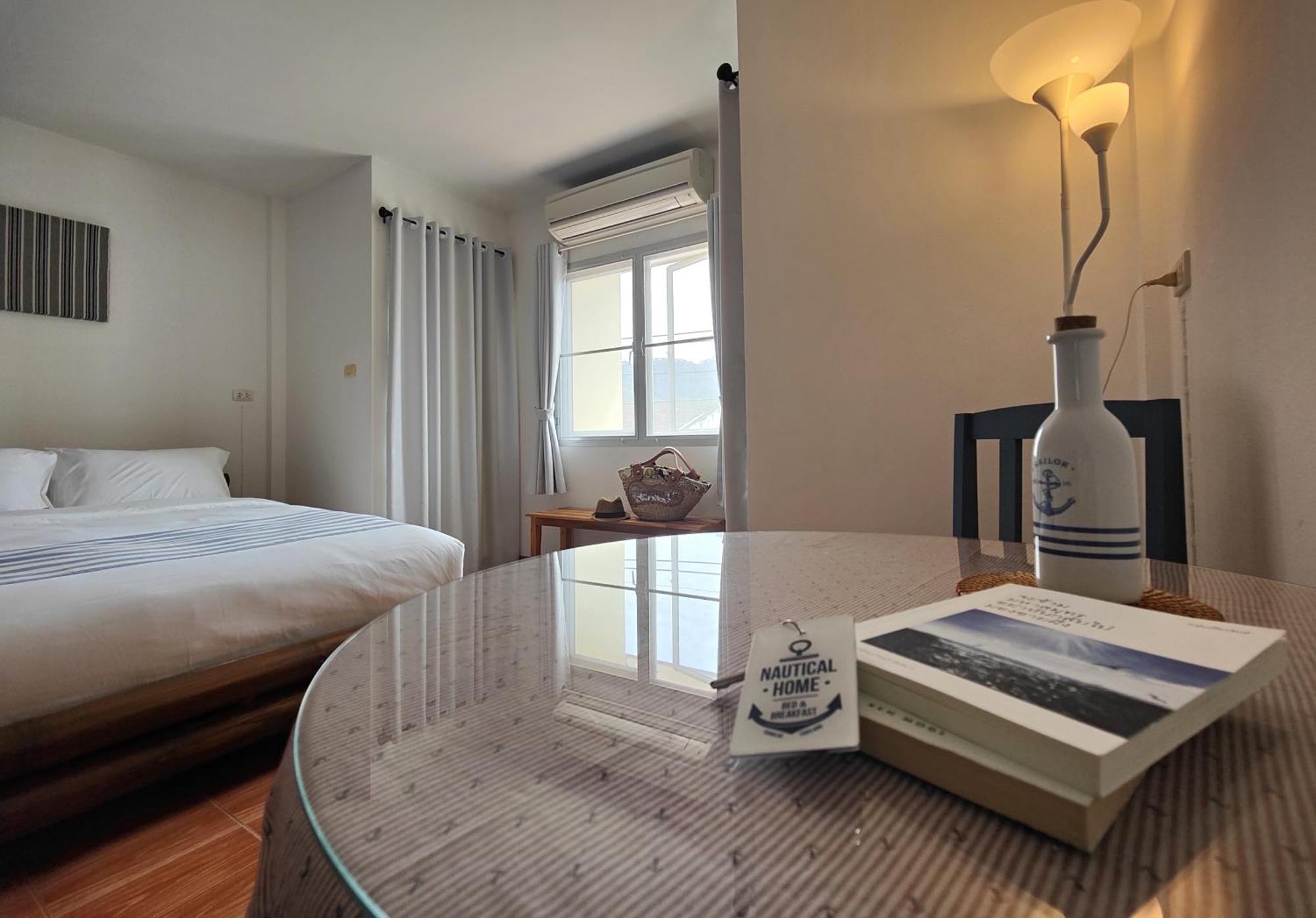 Bed & Breakfast Nautical & Seashell House