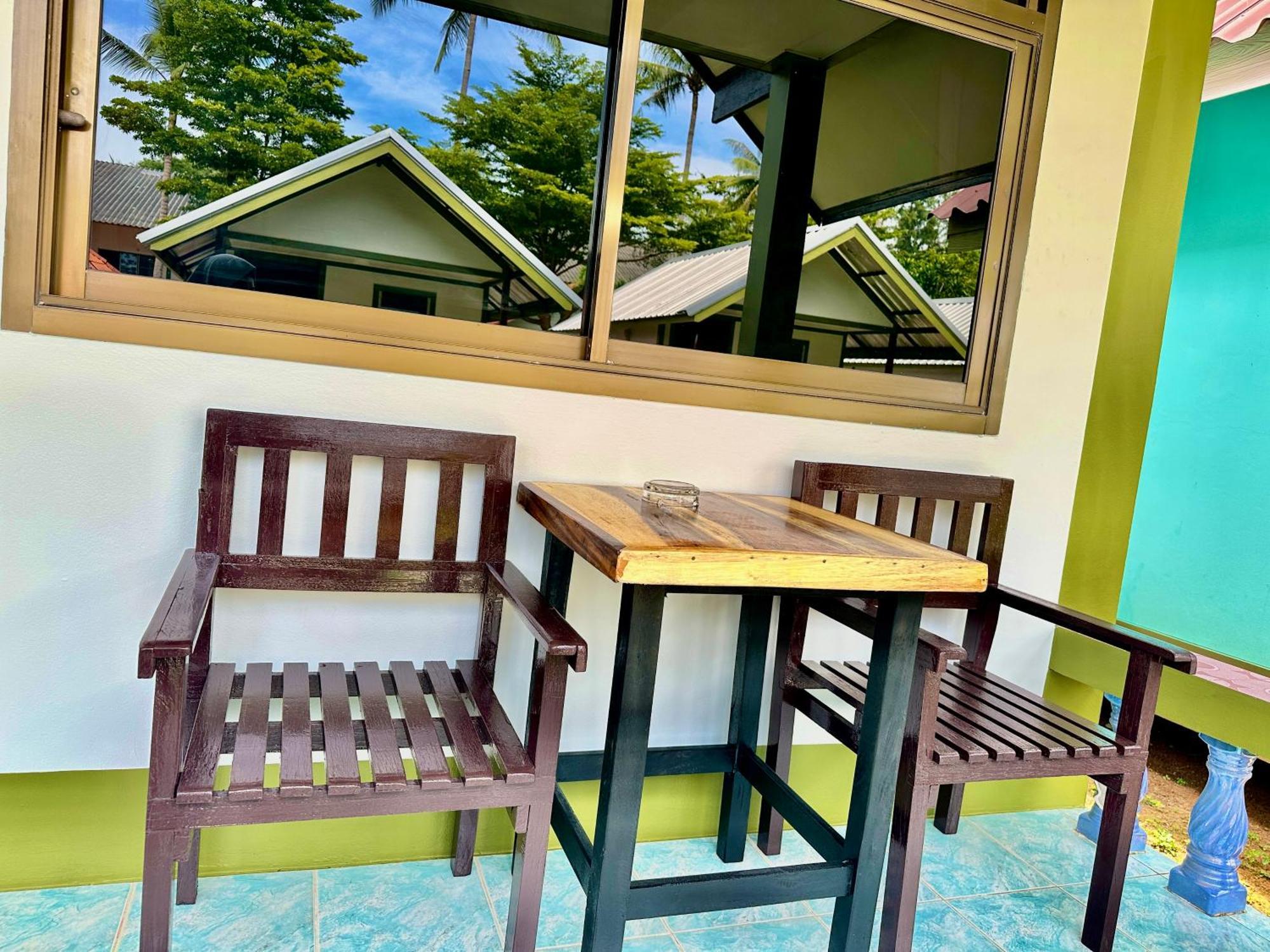 Lanta L.d. Resort 3*