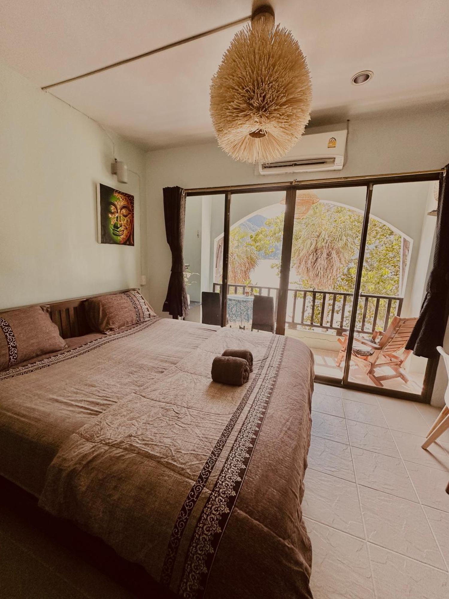 Mild Sea View For Rent Apartment *