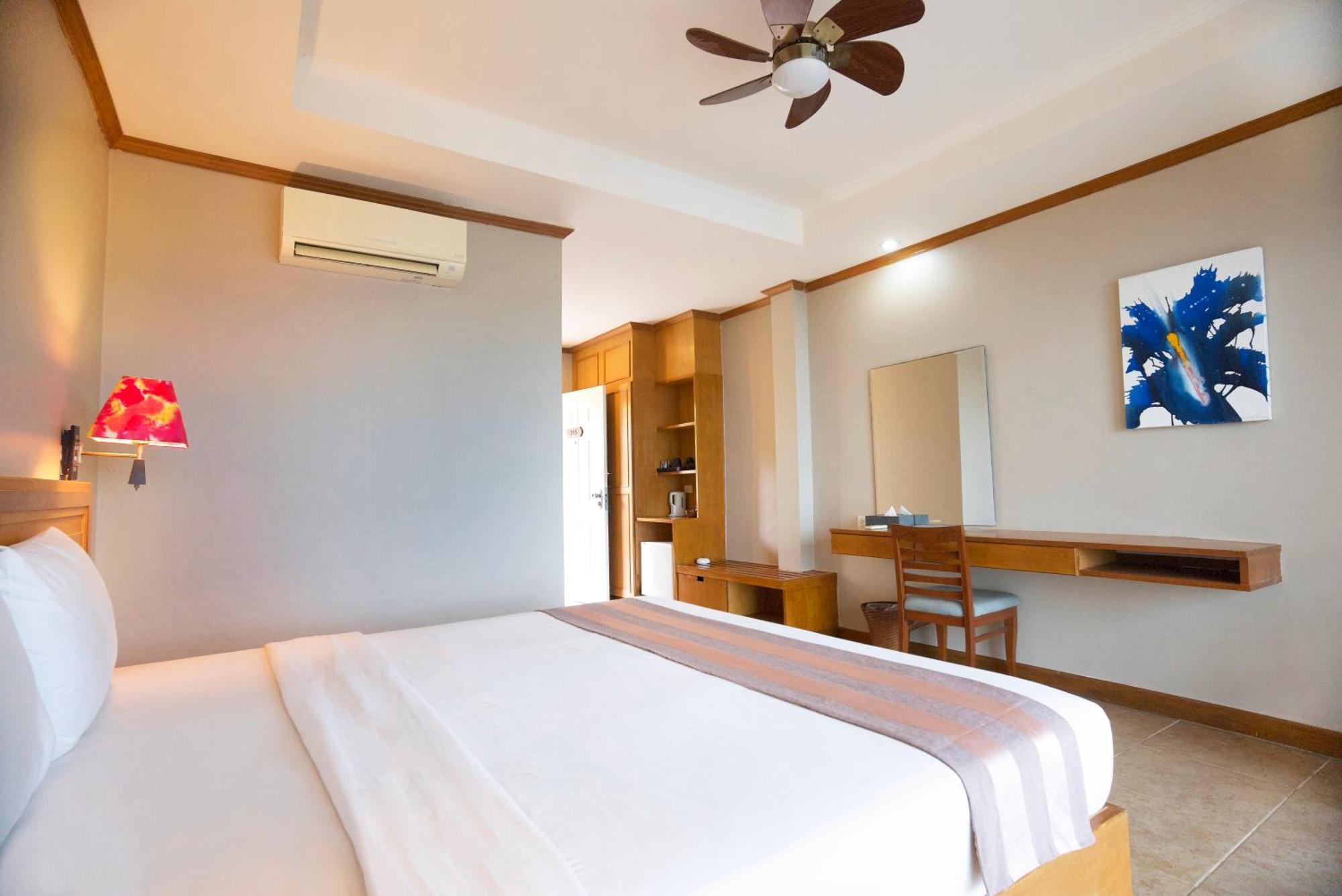 Pinnacle 4* Koh Tao