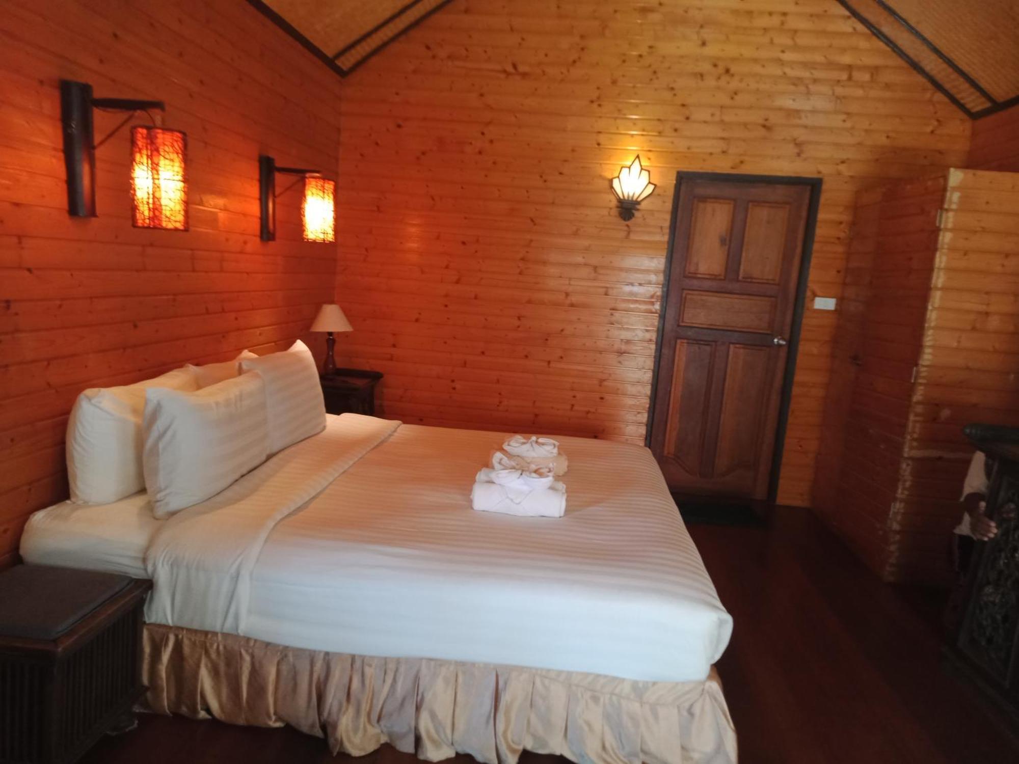 Bow Thong Resort Koh Tao