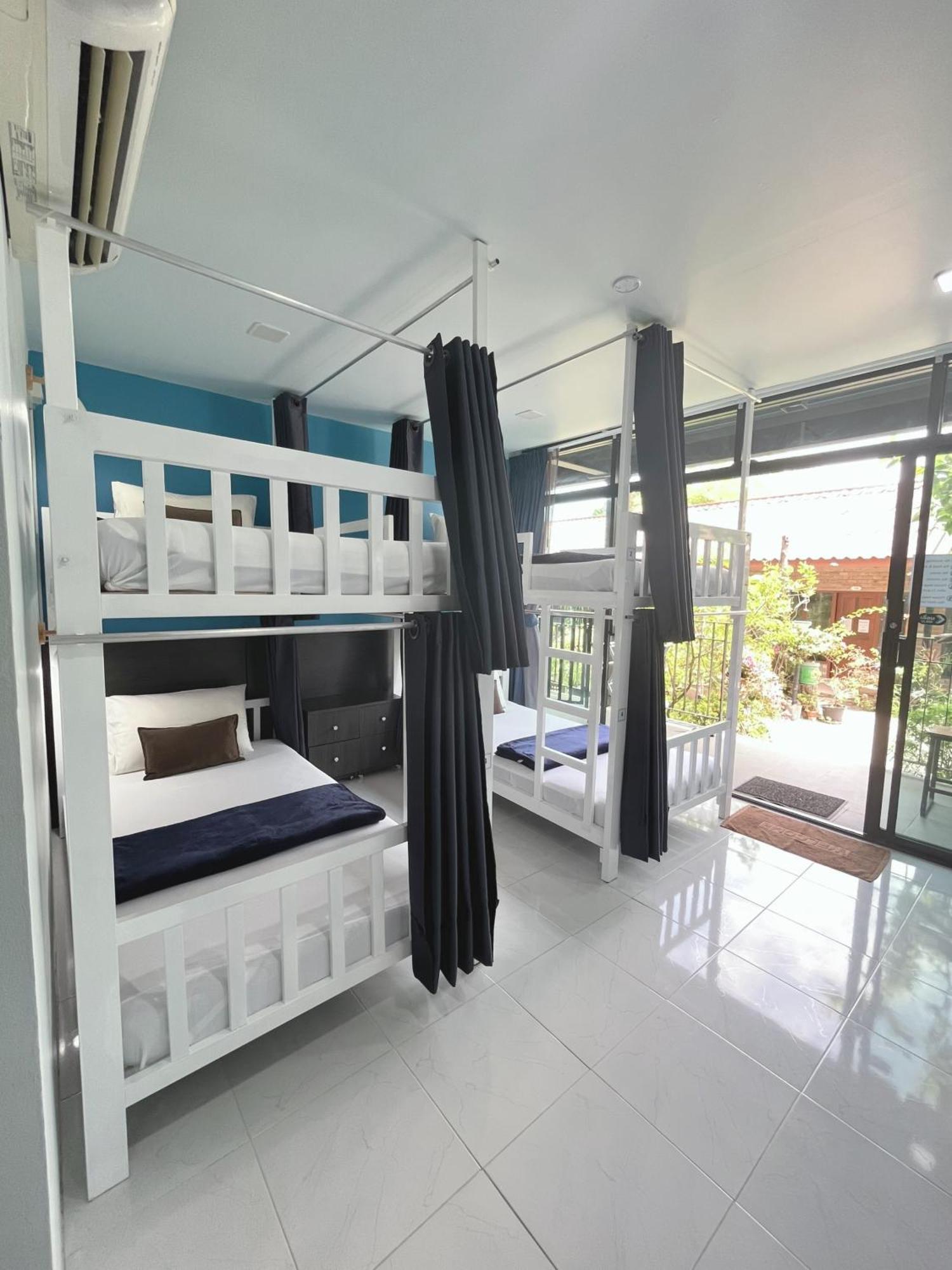 Albergue Dee Dee Sea Front Phi Phi Don