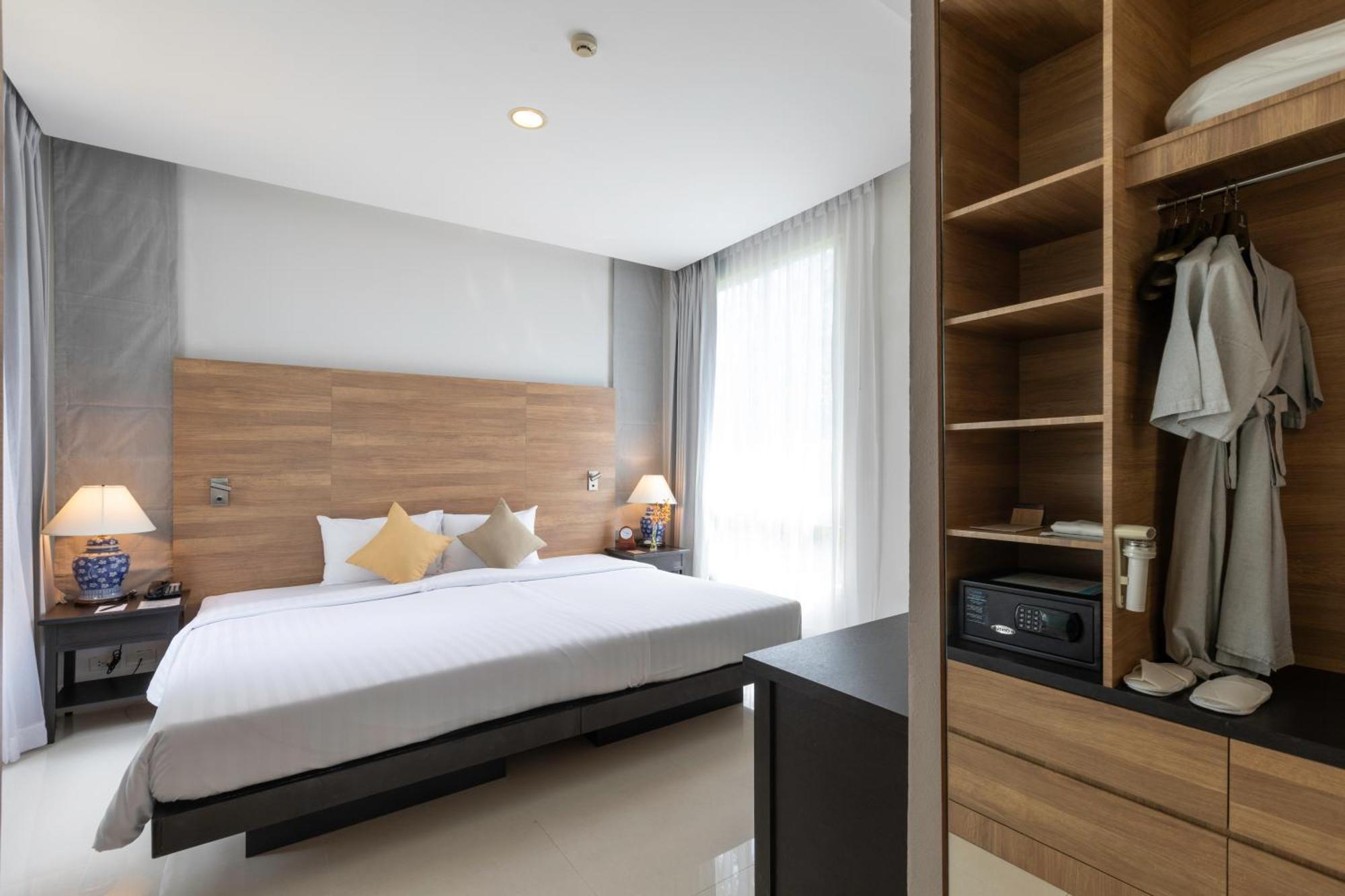 Kantary & Resort 5*