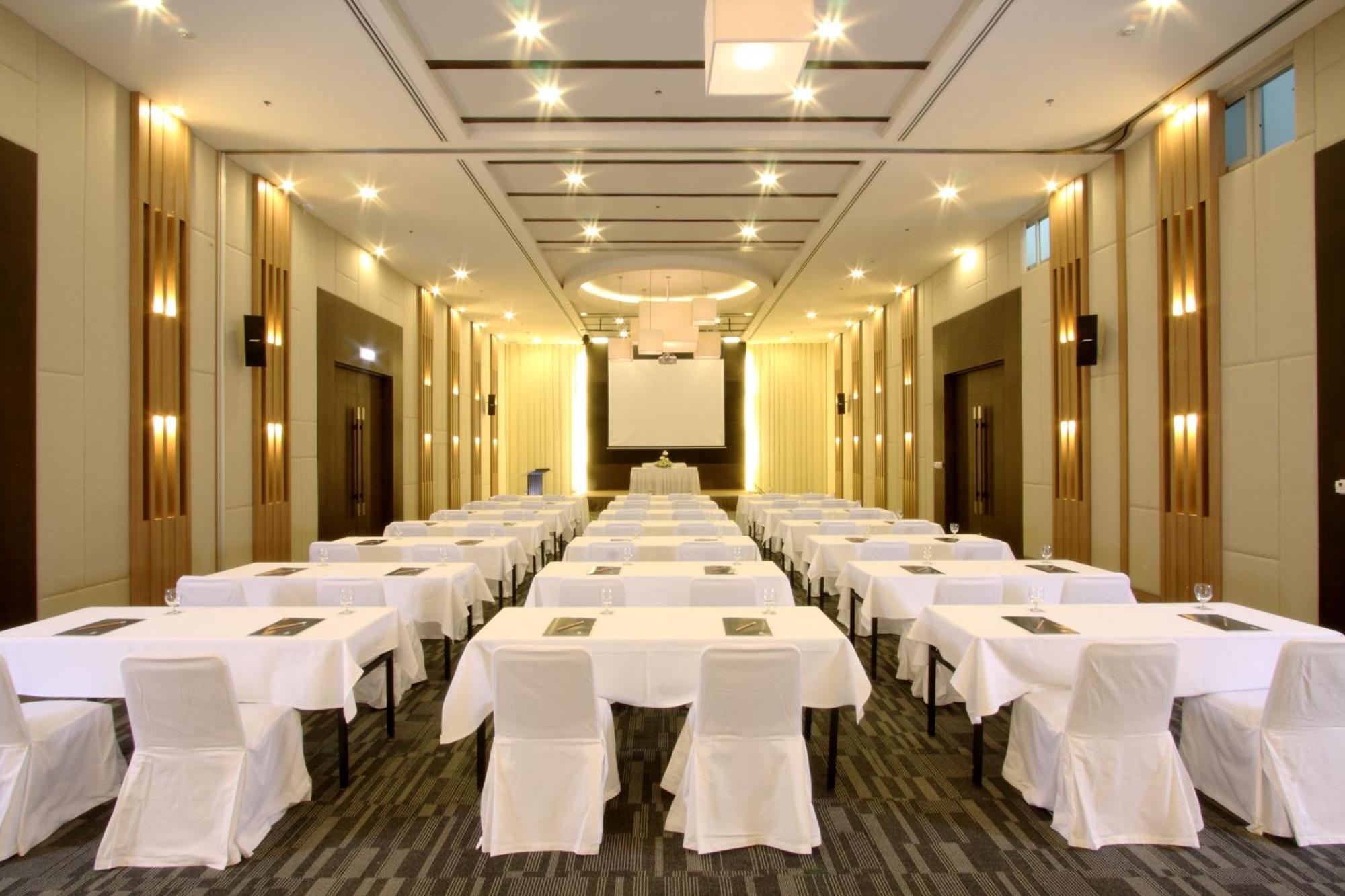 Kantary & Resort 5*