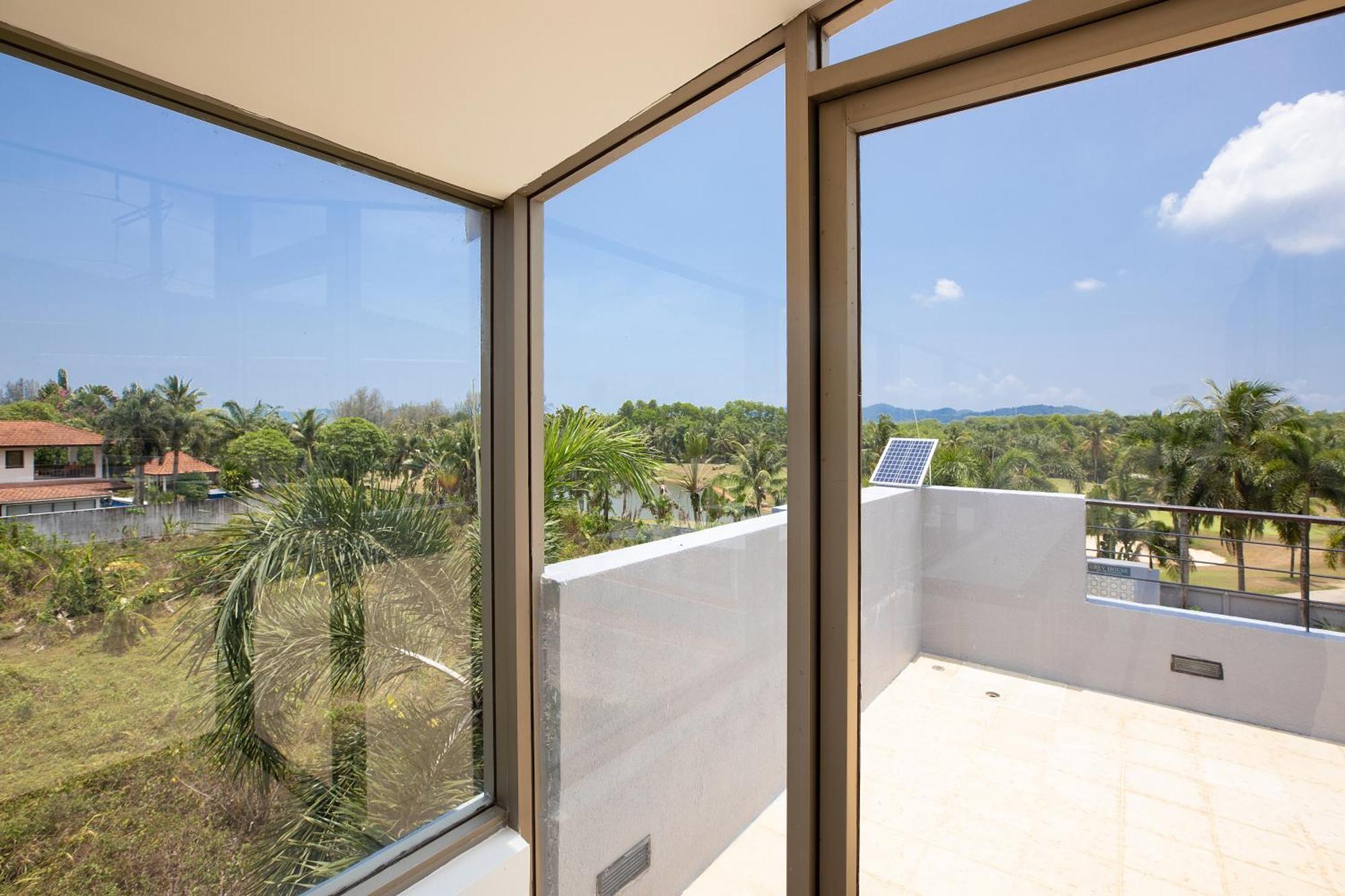 Argent 6 Xxx Villa *