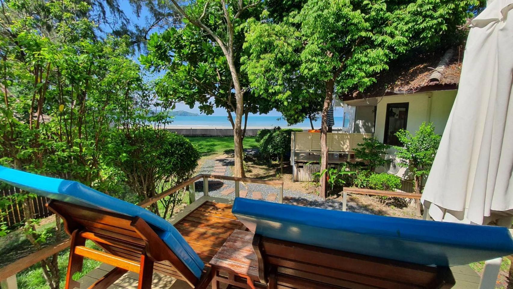 Twin Bay 3*