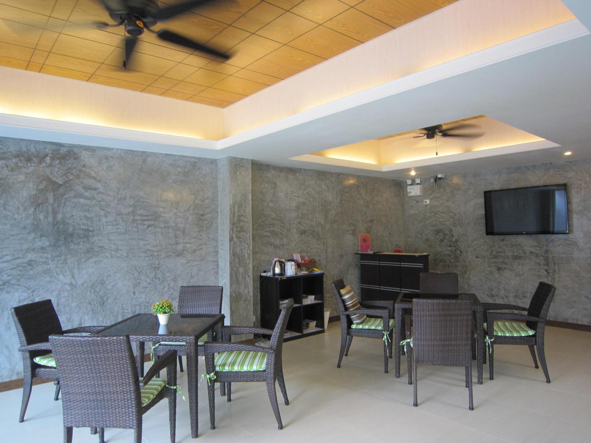 Hotel White Cat Khao Lak