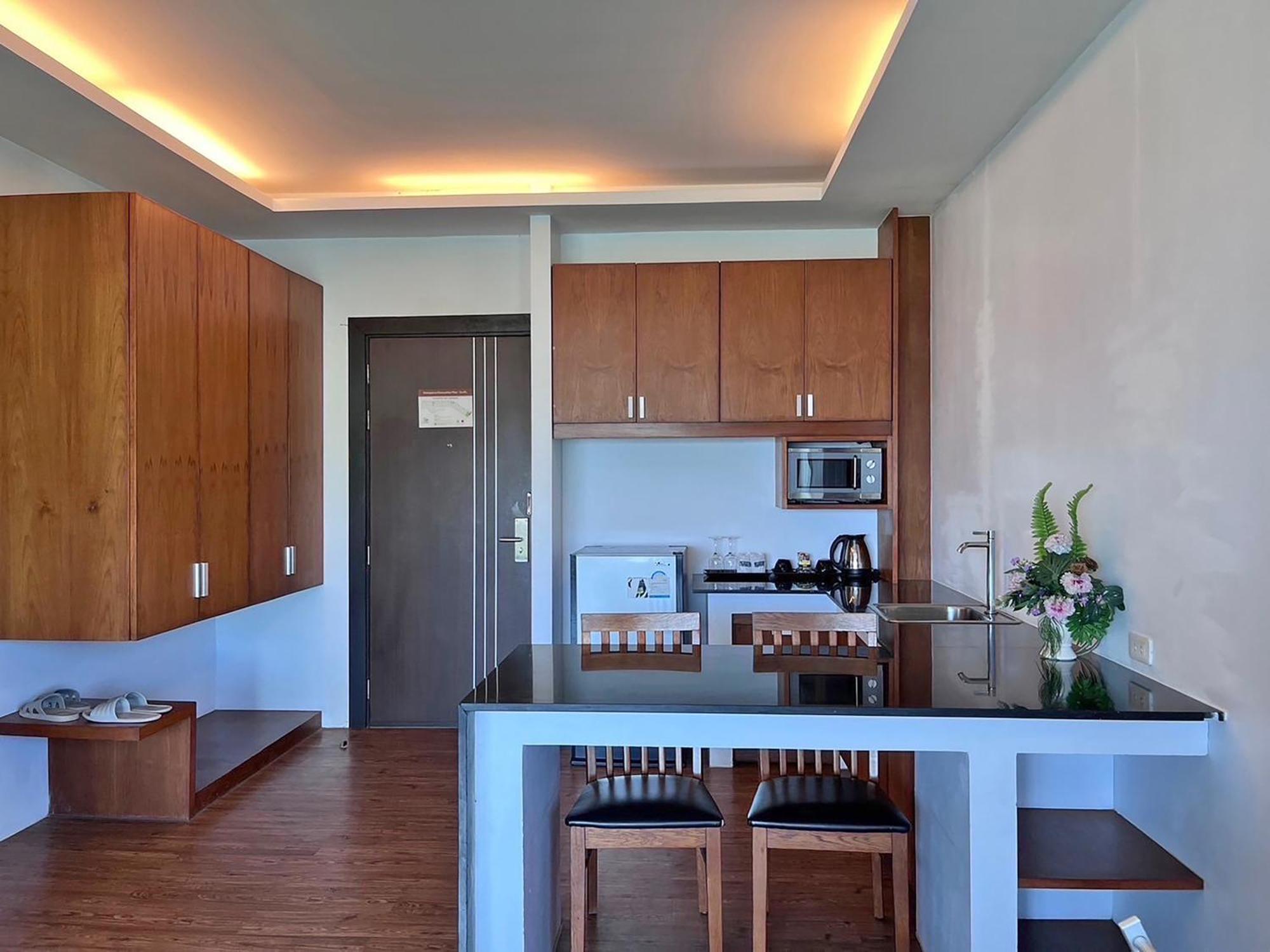 Cliff Hotel Phi Phi Don