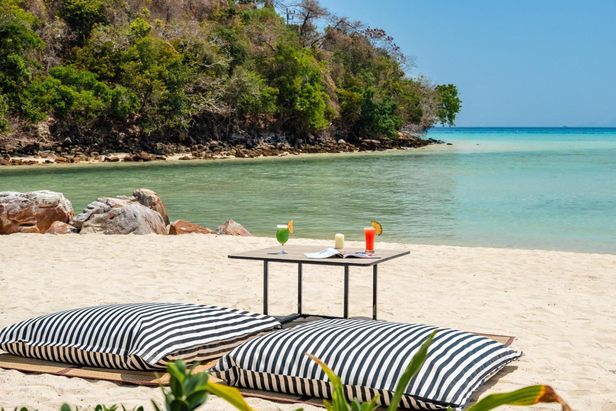 Resort Saii Island Village