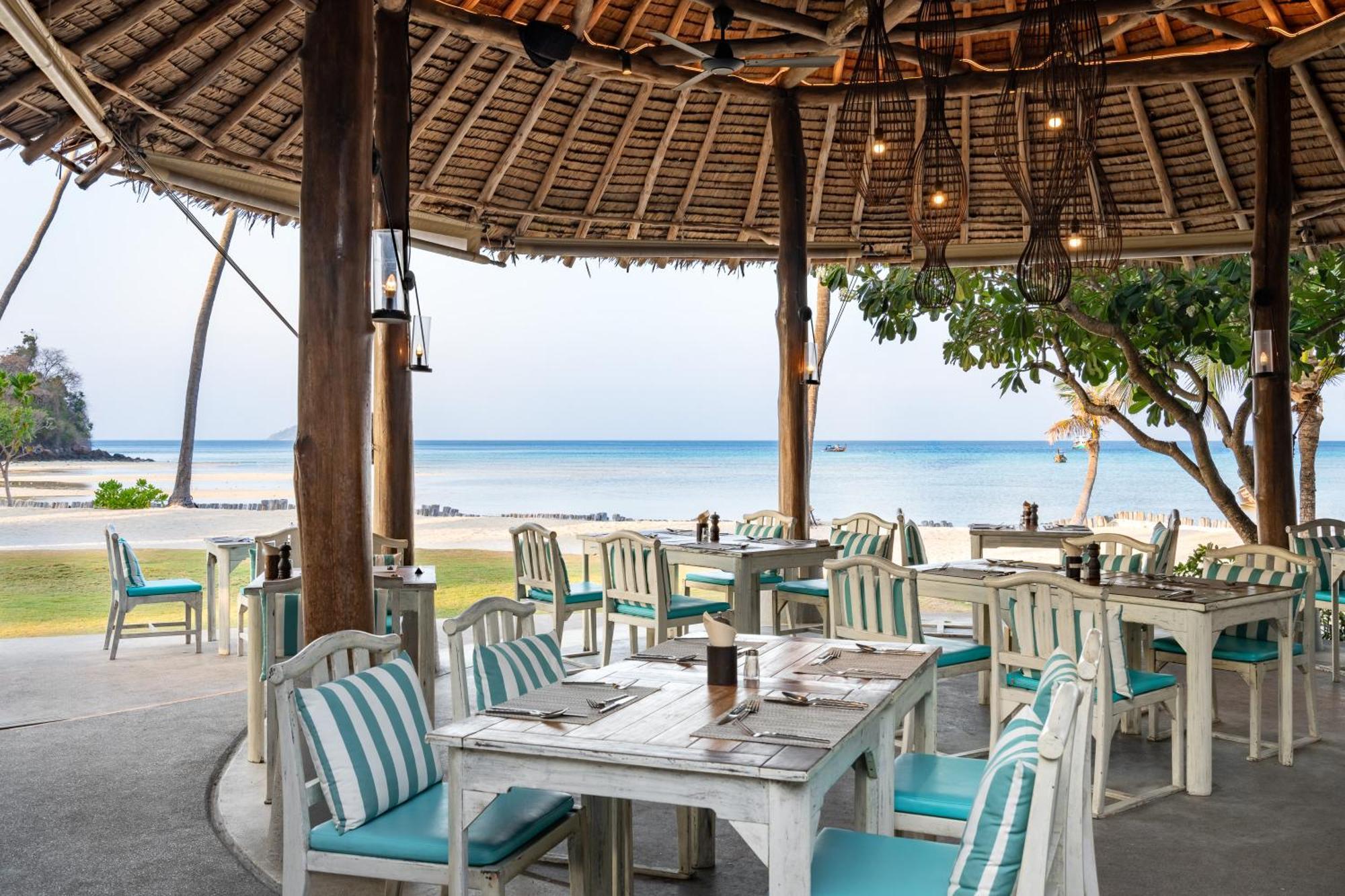 Resort Saii Island Village 5*