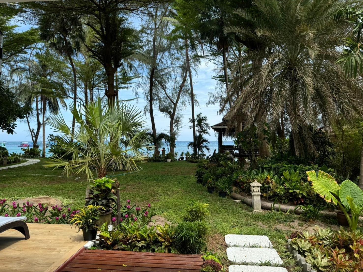 Montra Resort
