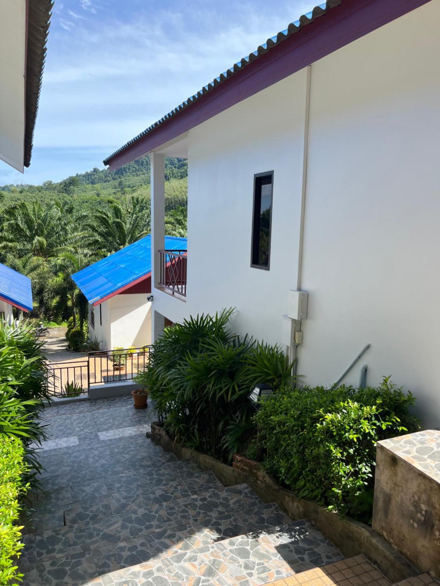 Sawasdee & Pool Holiday home *