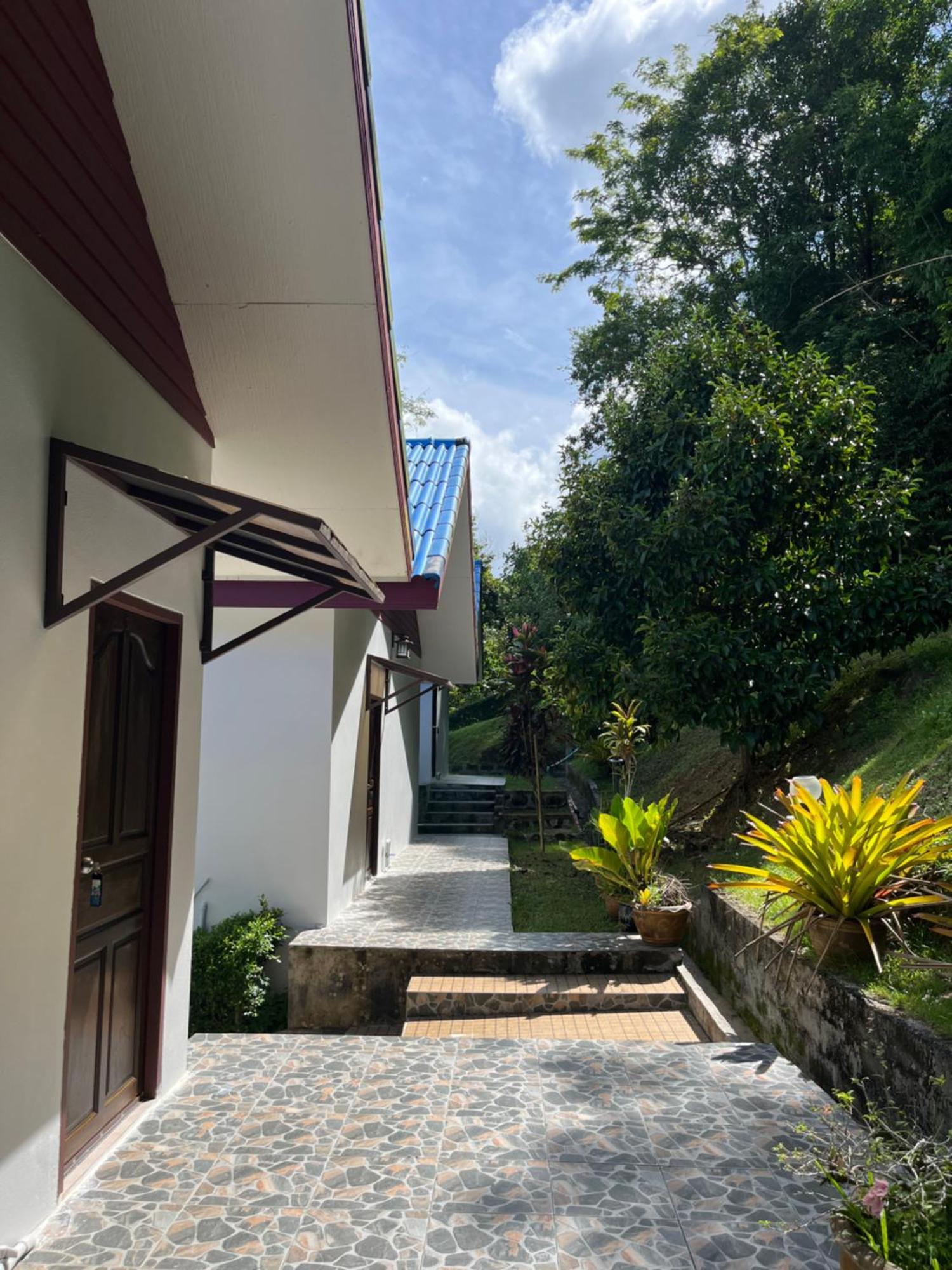 Sawasdee & Pool * Khao Lak
