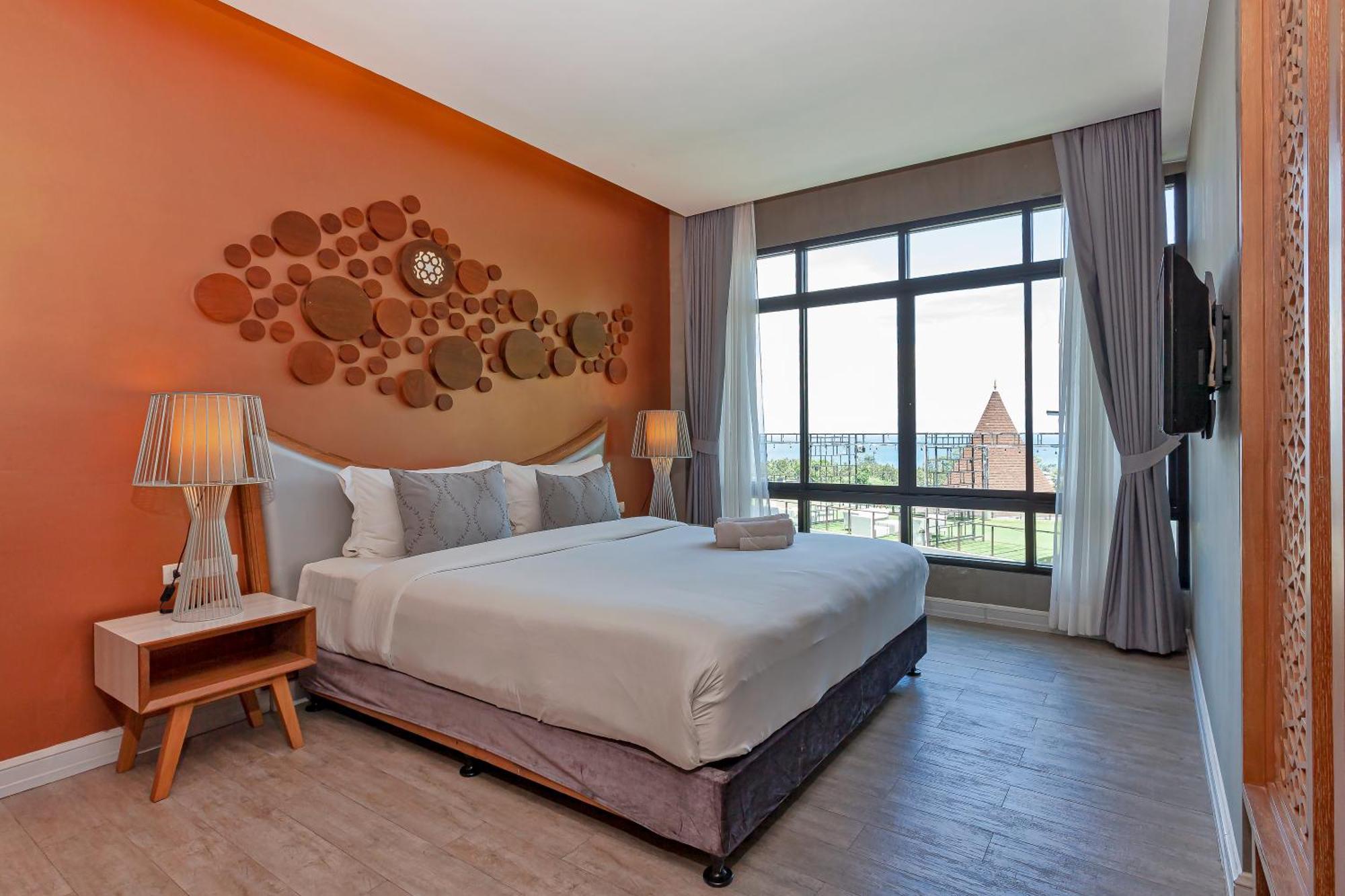 The Tarna Resort, Resort