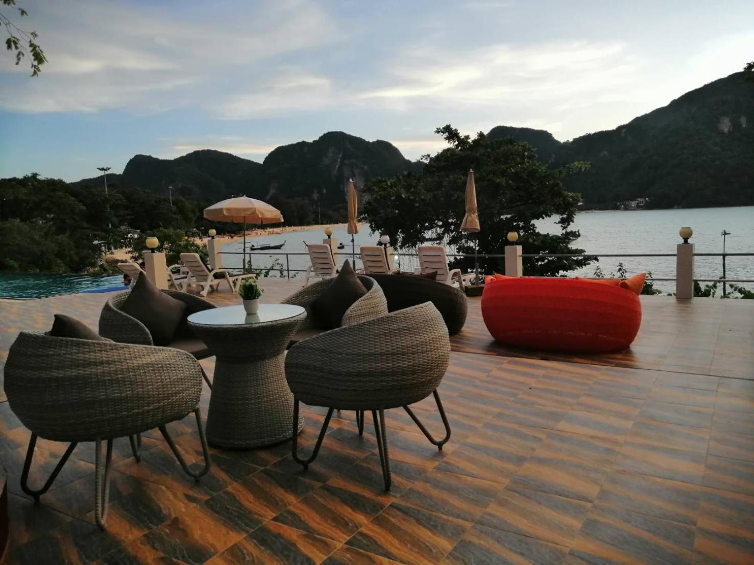 Hotel Phi Phi View Point