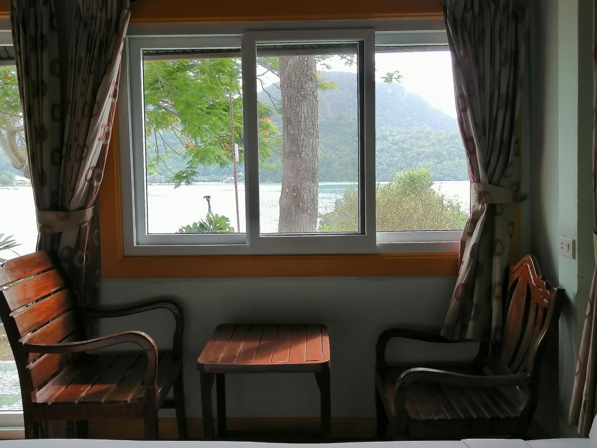 Phi Phi View Point Hotel 2*