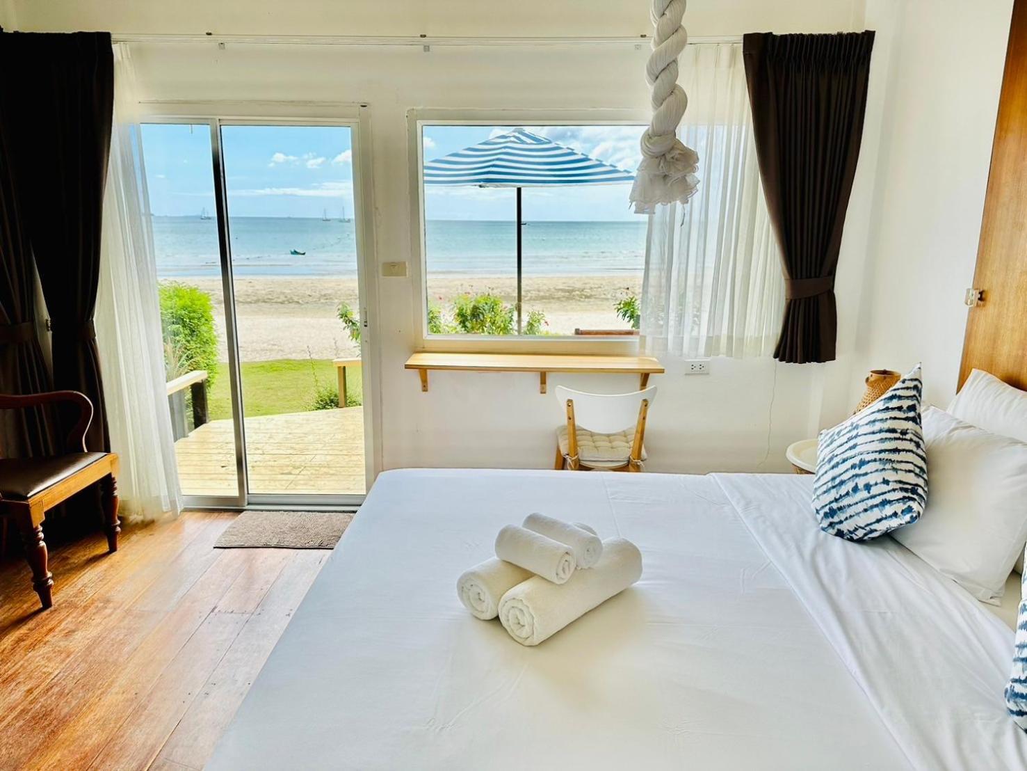 Resort Twin Bay 3*