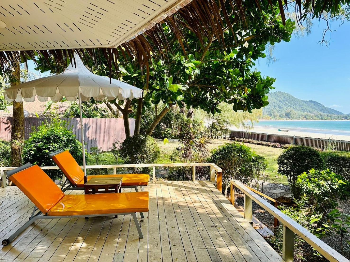 Twin Bay 3*