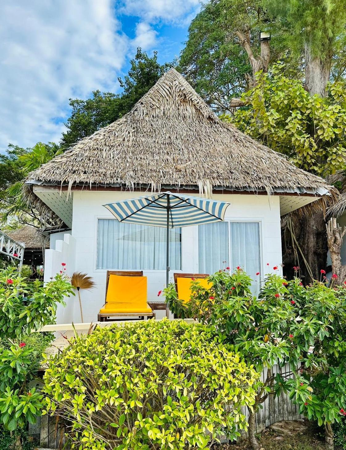 Twin Bay Koh Lanta