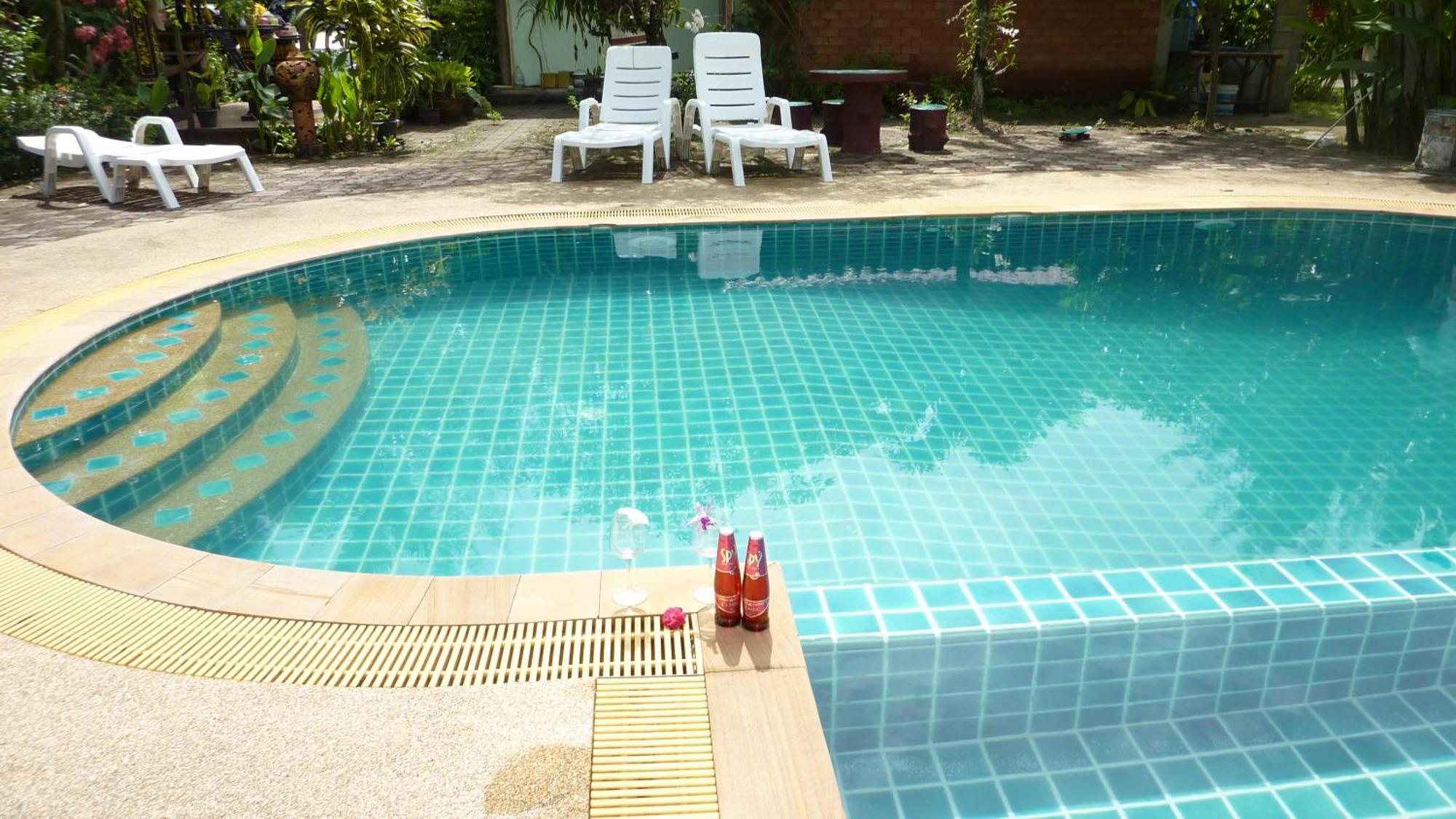 Ladda Resort 2*
