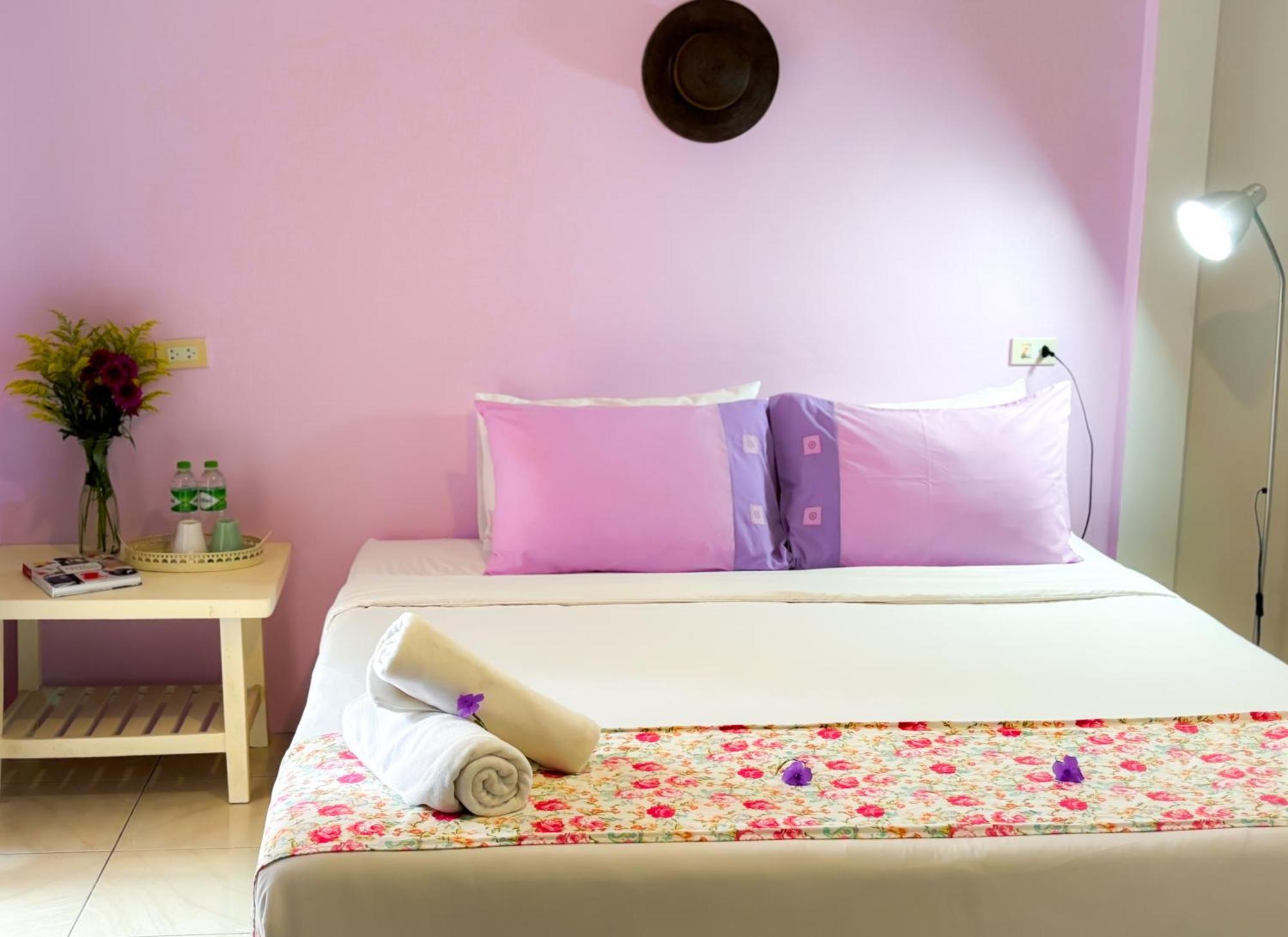 Les Fleurs House 2* Khao Lak