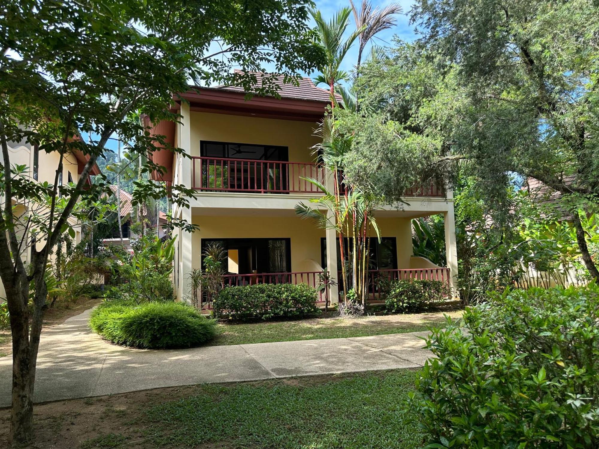 Nang Thong Khao Lak