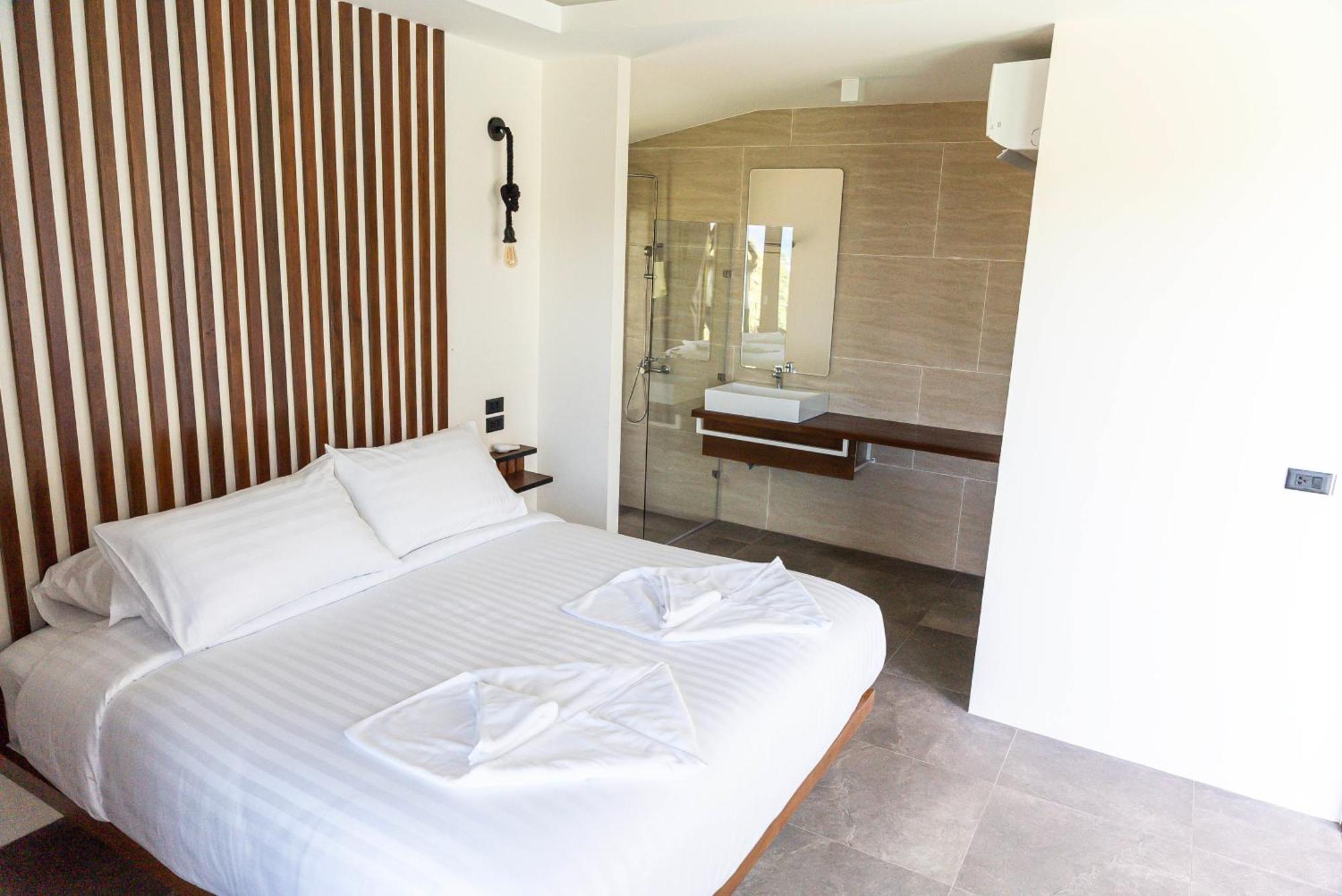 Mae Ya Resort 4*