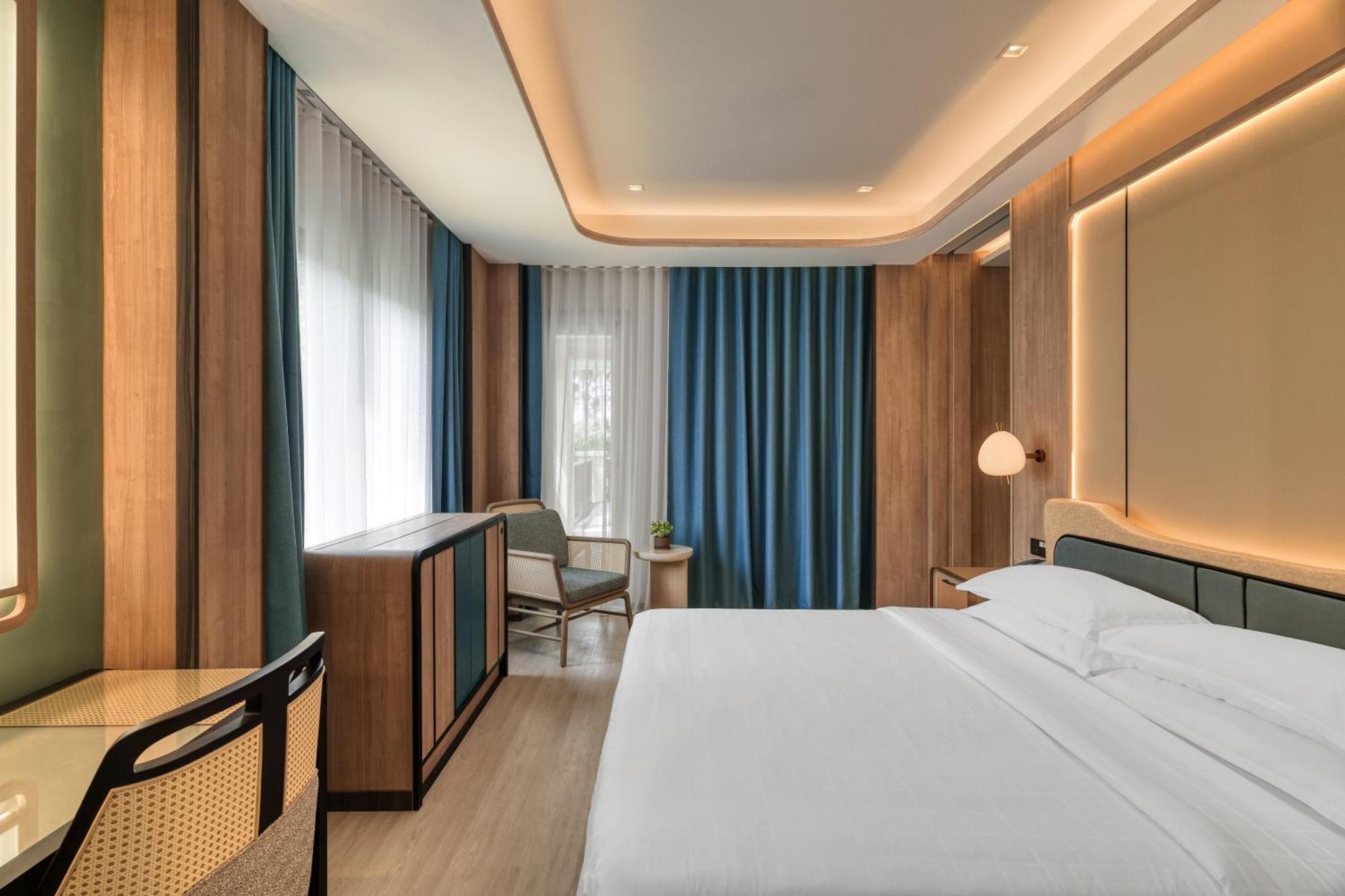 Dusit Thani Krabi - Sha Extra 5* Klong Muang Beach