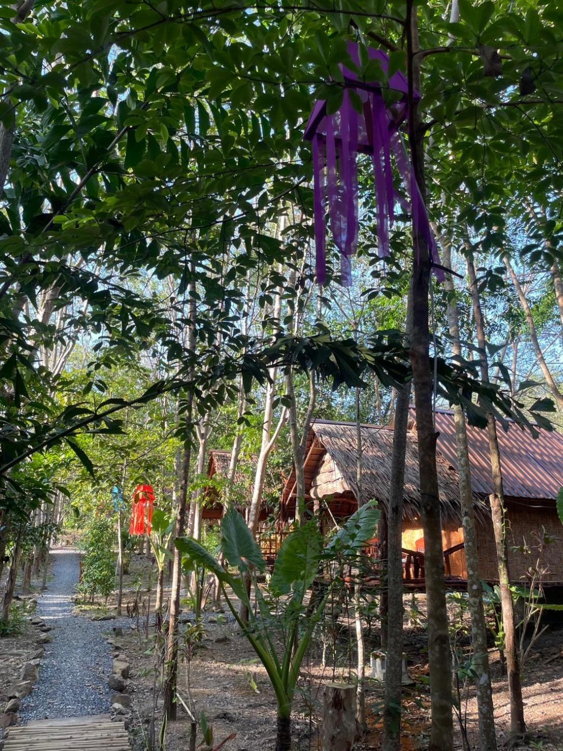 Dahla Lanta Hut Koh Lanta