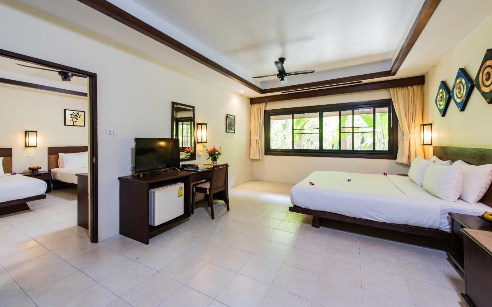 Nang Thong Bay 3*