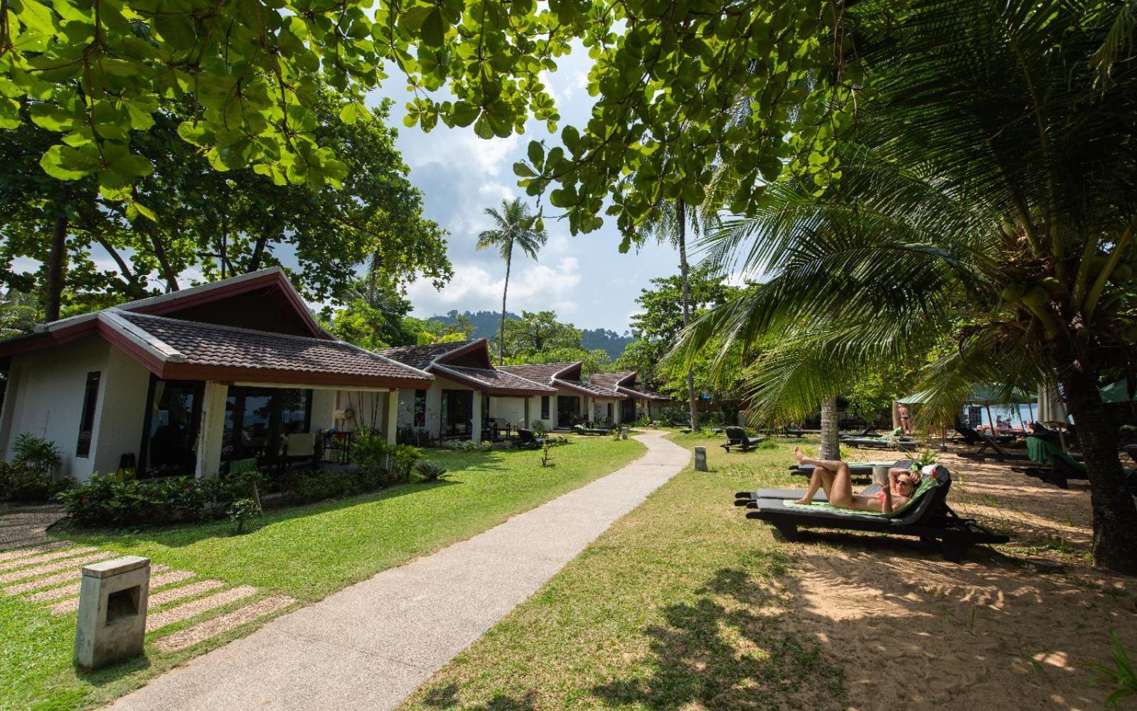 Resort Nang Thong Bay Khao Lak