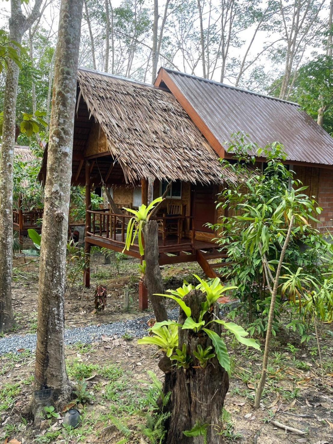 Dahla Lanta Hut Koh Lanta
