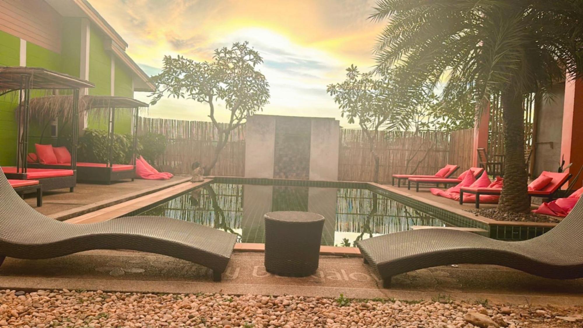 Pinky & - Sha Extra Hotel Koh Lanta